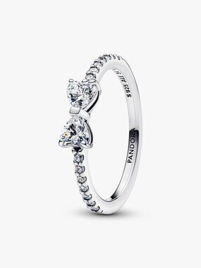 Pandora Sparkling Bow Ring